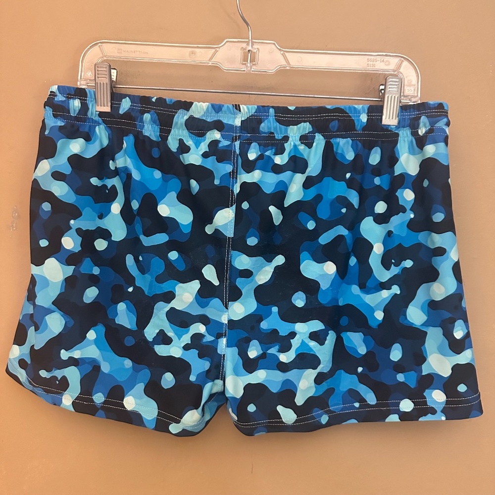 LASC Stretch Swim Trunks Large Gently worn 90% nylon / 10% spandex - Picture 3 of 3